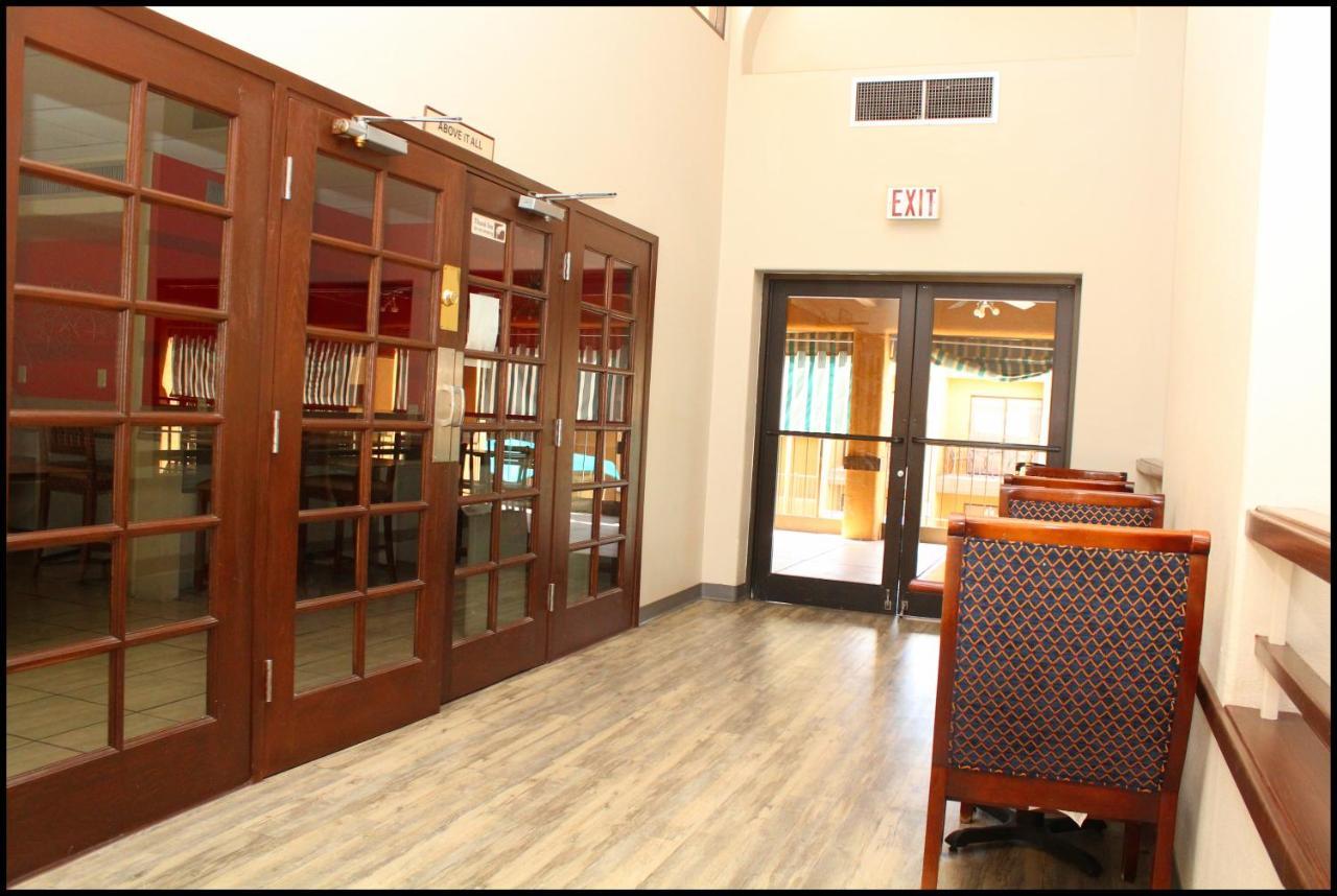 Ramada By Wyndham Tucson Airport Hotel Drexel Heights Luaran gambar