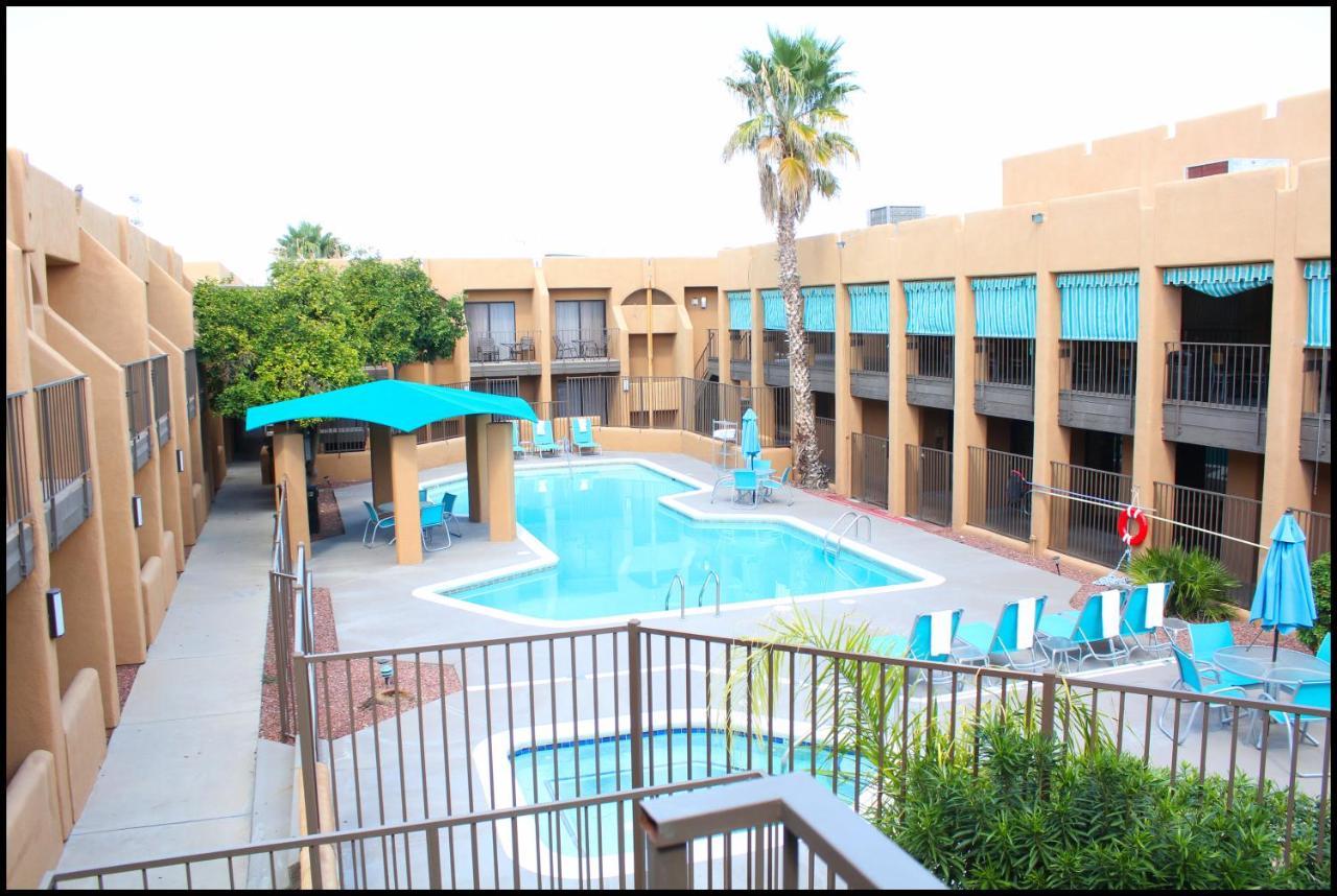 Ramada By Wyndham Tucson Airport Hotel Luaran gambar