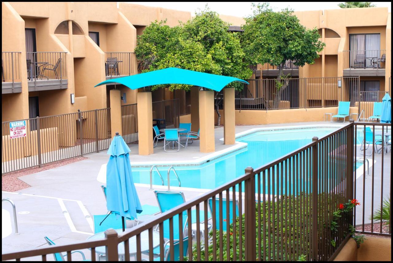 Ramada By Wyndham Tucson Airport Hotel Luaran gambar