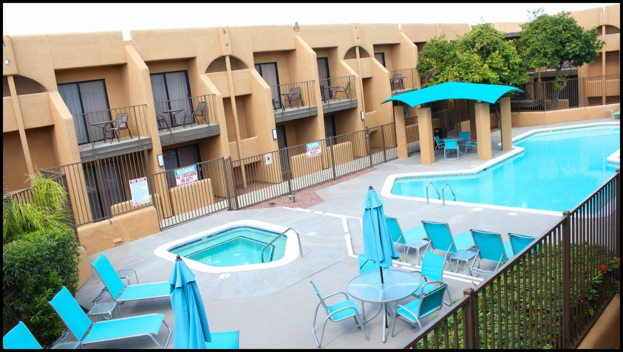 Ramada By Wyndham Tucson Airport Hotel Luaran gambar